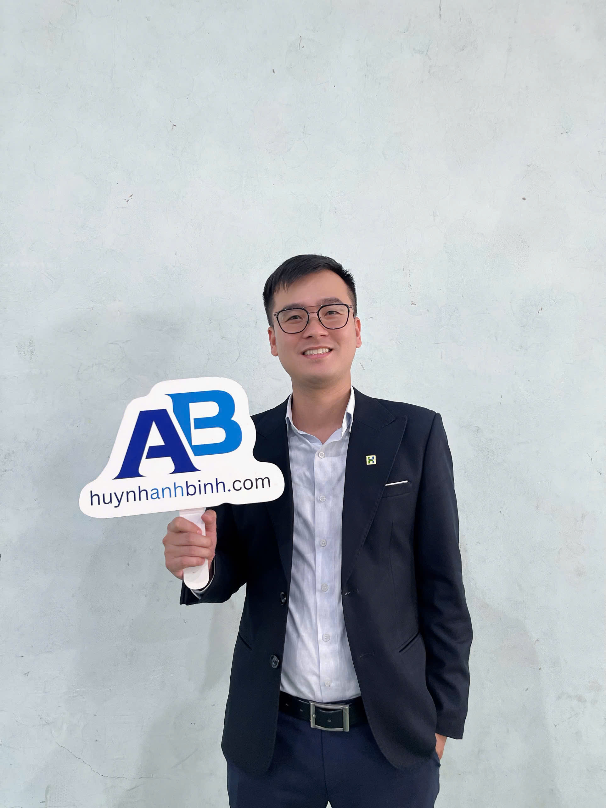 Thạc sĩ Lê Nguyễn Công Tiến